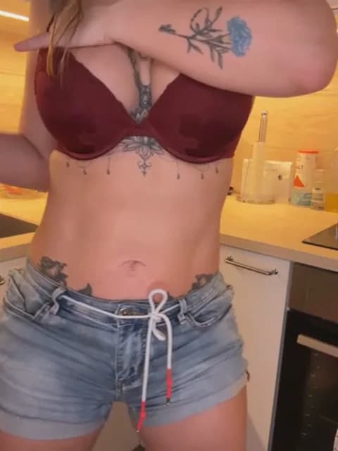 NymphoSwede XXX Tube | 38min | Apr 7, 2026 17:04