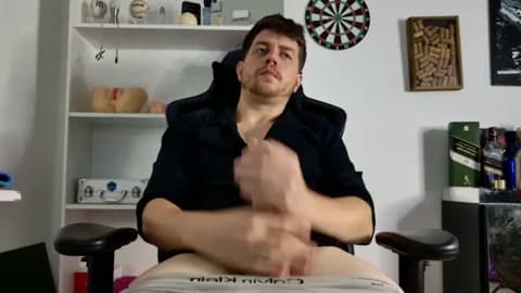 aaronlegend_ XXX Tube | 61min | Jan 18, 2026 08:15