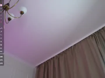 Vanessa Chaturbate Model - Cam Recordings